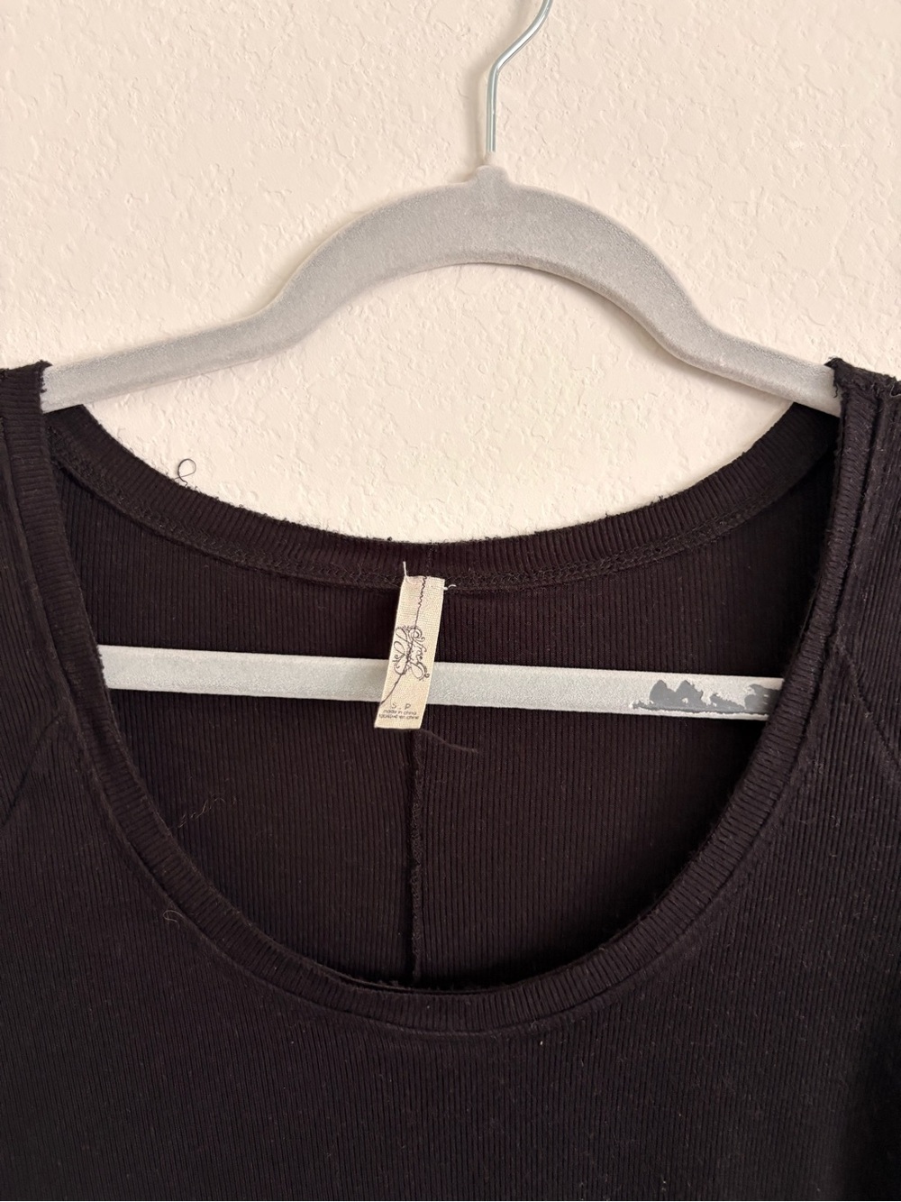 Free People 2 Shirt Bundle-size small - Picture 4 of 13
